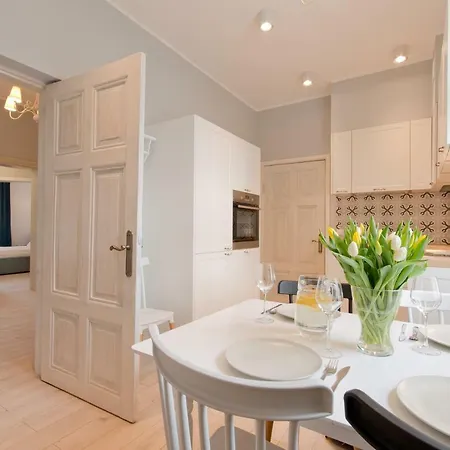 Imperial Apartments Helska